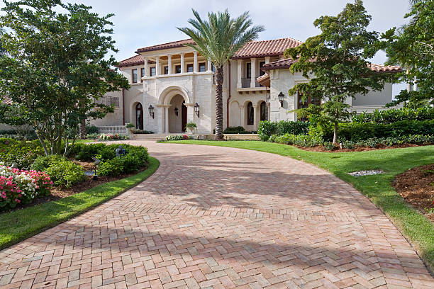 Best Driveway Paving Contractor  in Harrisonburg, VA